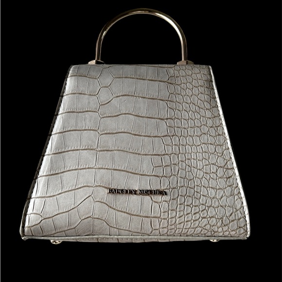 Badgley Mischka Faux crocodile hand bag - Picture 2 of 7